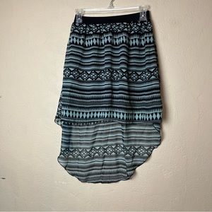 Charlotte Russe women high low‎ skirt size small